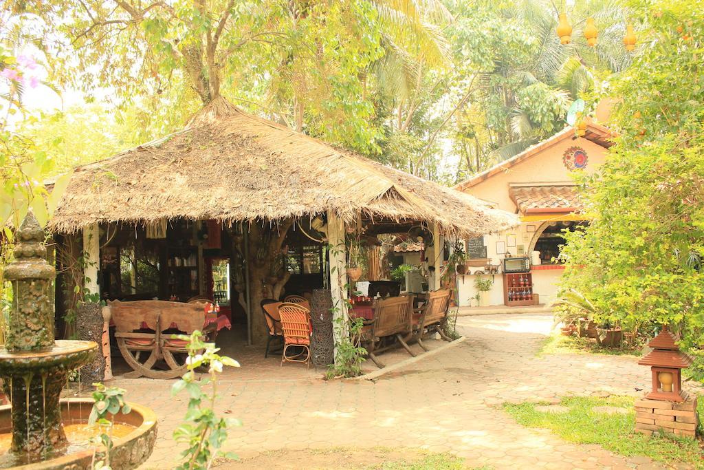 Secret Garden Chiangmai Hotel San Kamphaeng Buitenkant foto